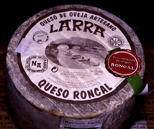 queso roncal  a ewes milk