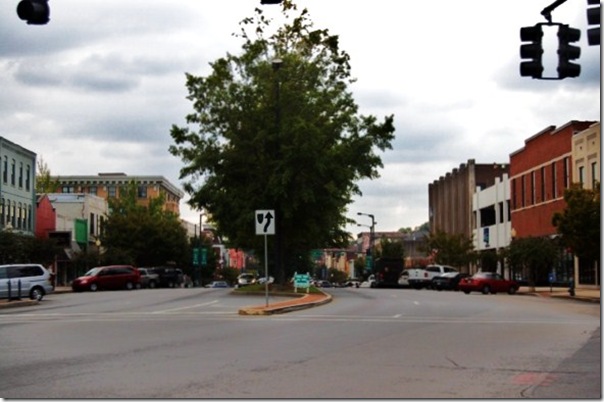 draft_lens2124859module12680978photo_1227143165223-Broad_Street_Looking_South-Rome_Georgia-sm