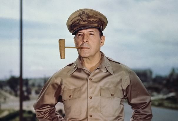 [douglas-macarthur[3].jpg]
