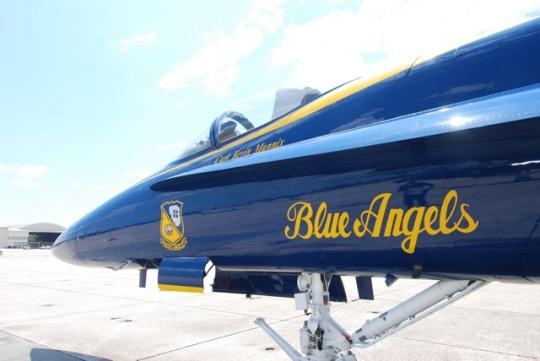 [4blog_-_Blue_Angels_front_side_540x361[3].jpg]