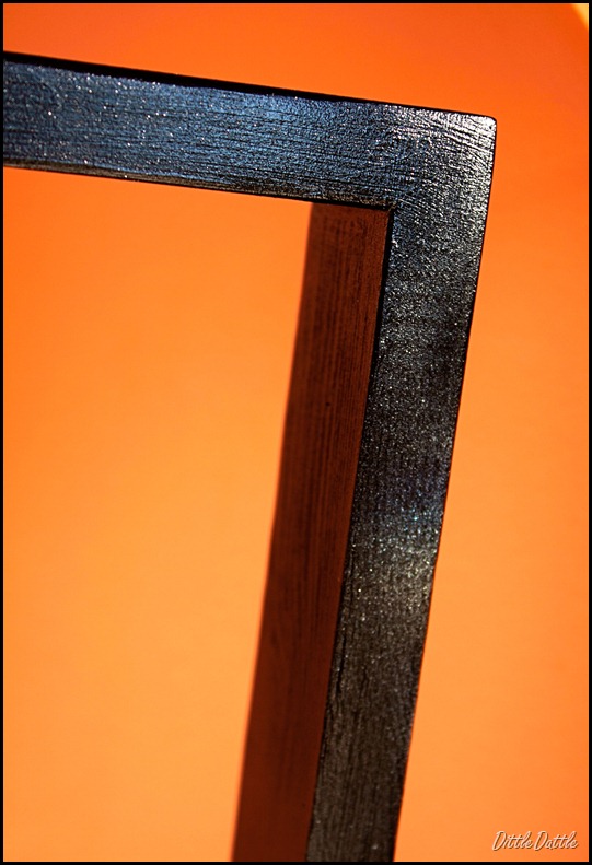 Shadow-Box-Frame-DIY