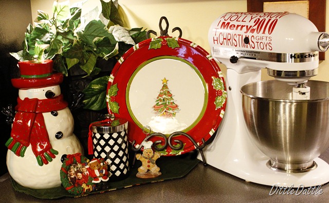 [Christmas kitchen vingette[3].jpg]