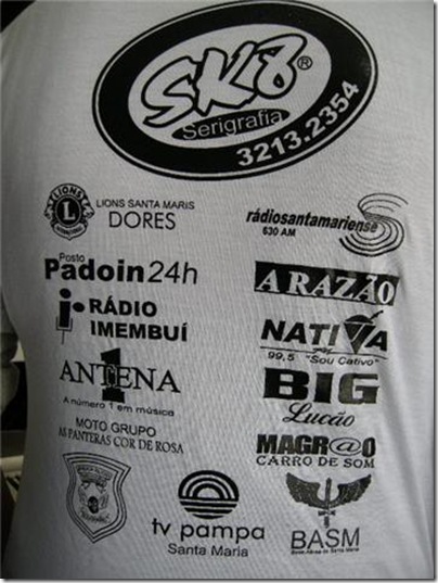 Camiseta com os patrocinadores da Caravana do Agasalho