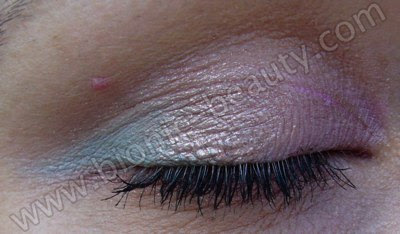 Pink, bronze and green spring eyeshadow look