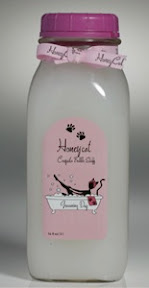 Bionic Beauty favorite body wash - Honeycat Cosmetics' Grooming Day Coquito Bubble stuff bath and body wash Bionic Beauty favorite body wash - Honeycat Cosmetics' Grooming Day Coquito Bubble stuff bath and body wash
