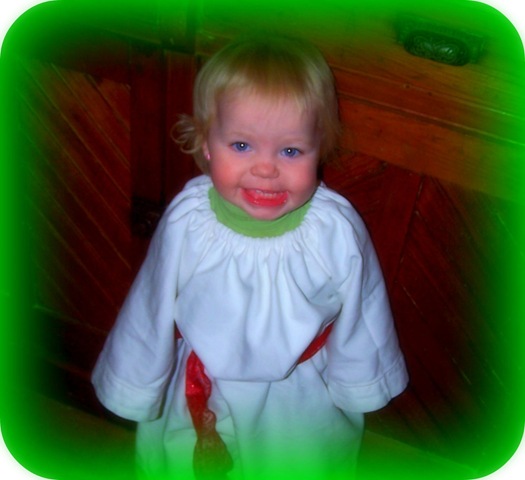 [Santa Lucia Baby Girl 2009[6].jpg]