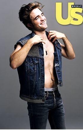 Robert Pattinson abs