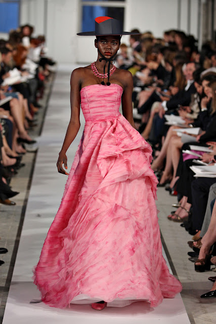 Oscar De LA Renta Resort Collection 2011