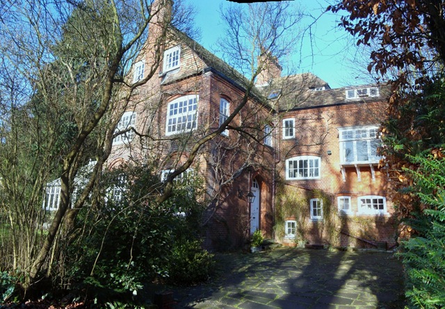 [DSC04984Stitch2.jpg]