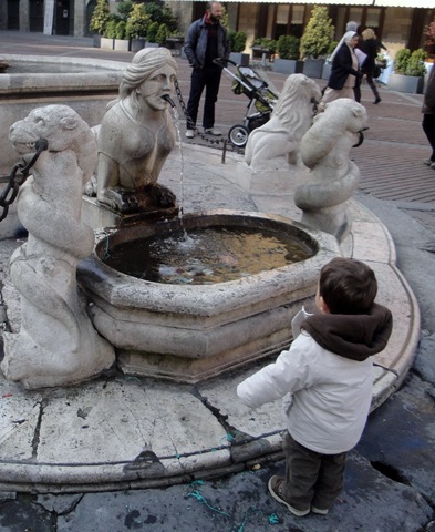 [8 Bergamo 07[5].jpg]