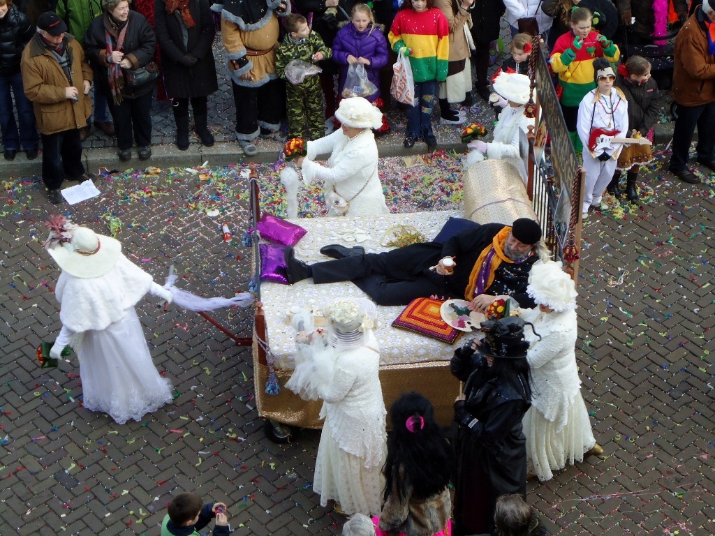 [2011 Carnivale parade Maastricht DRH 08[3].jpg]