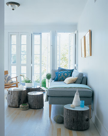 http://lh6.ggpht.com/_cHnXDLjHkfU/TYtf7L1eBAI/AAAAAAABnCw/Tel7sPRSu2k/kevin_sharkey_blue_stumps_room.jpg?imgmax=800