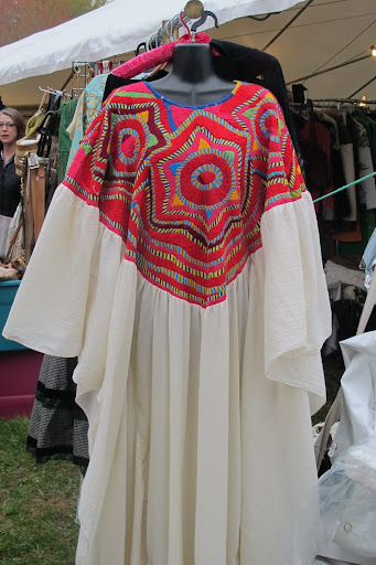 This caftan reminded us of something Barbra Streisand might have worn in 