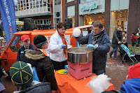2010 02 13 Publieksactie centrum met Charlie Aptroot 009.jpg 2010 02 13 Publieksactie centrum met Charlie Aptroot 009.jpg