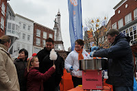 2010 02 13 Publieksactie centrum met Charlie Aptroot 027.jpg 2010 02 13 Publieksactie centrum met Charlie Aptroot 027.jpg