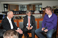 2010 02 13 Publieksactie centrum met Charlie Aptroot 100.jpg 2010 02 13 Publieksactie centrum met Charlie Aptroot 100.jpg