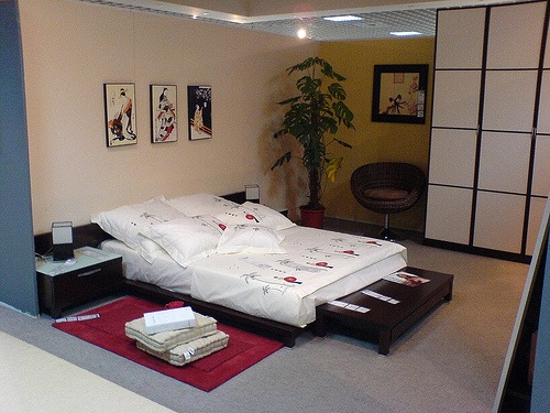 [japanese-bedroom[3].jpg]
