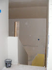 Stairwell landing w/drywall