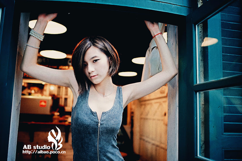 美眉日报 259346020090807161044046 Sixty 寂寞侵袭