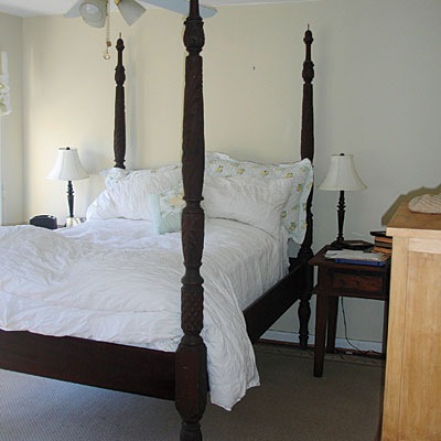 [guest-bedroom-before-l[4].jpg]