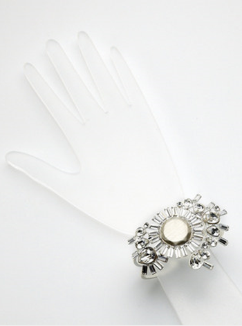 gilt cuff