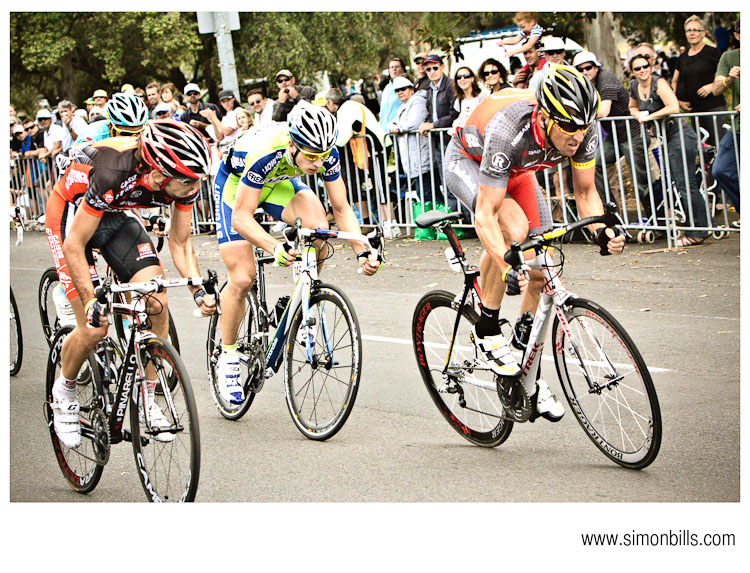 IMAGE: http://lh6.ggpht.com/_cmFoRYcwip4/S1OqmHU6JgI/AAAAAAAASVw/TwHb8lLHMyA/s800/Tour-1003.jpg