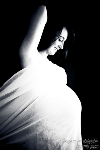 [Maternity Alley-5387[3].jpg]
