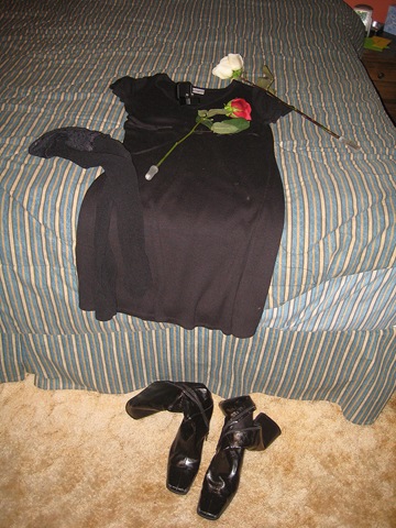 [nighttimeoutfit[5].jpg]