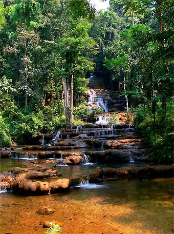 [Nam Tok Pha Charoen National Park Waterfall Mae Sot Thailand[4].jpg]
