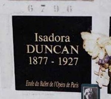 Isadora Duncan CEMENTERIO PERE LACHAISE2