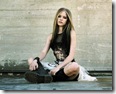 Avril-Lavigne 1280x1024 (1)