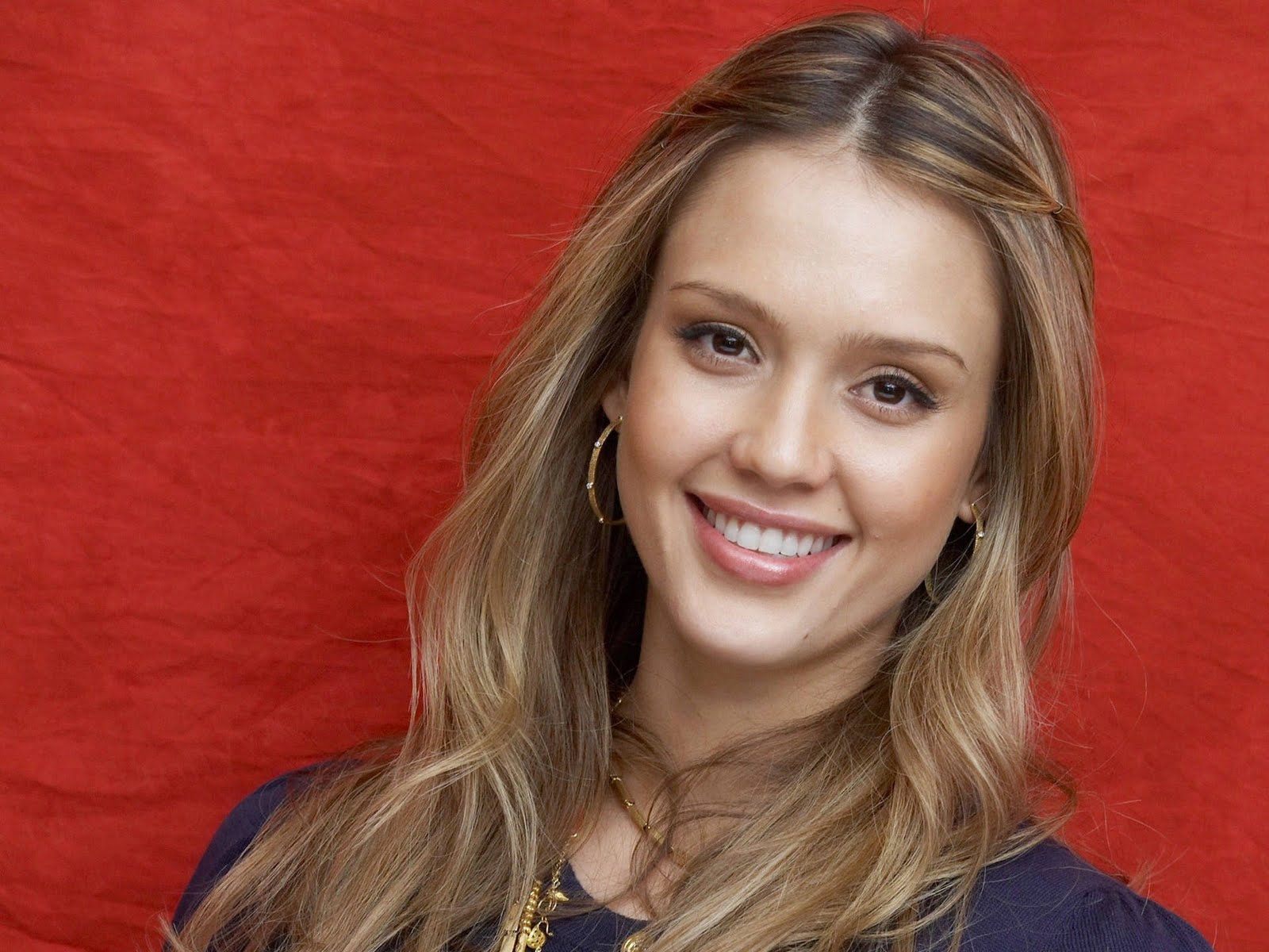[jessica alba (13)[2].jpg]