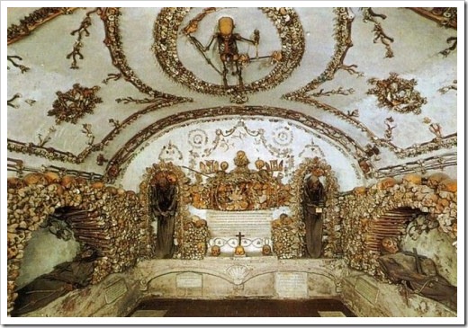 Igrejas e Suas Decorações Insanas