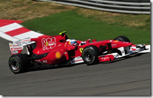 Alonso con la Ferrari