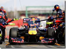 Vettel rinnova con la Red Bull