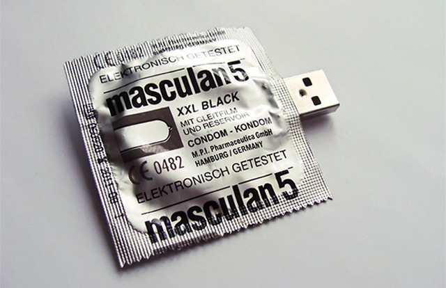 [condomusbstick[4].jpg]