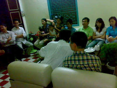 Buổi nhóm đầu tiên của Community Kinh Tế