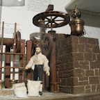 Mô hình nhà máy giã bột chạy hơi nước