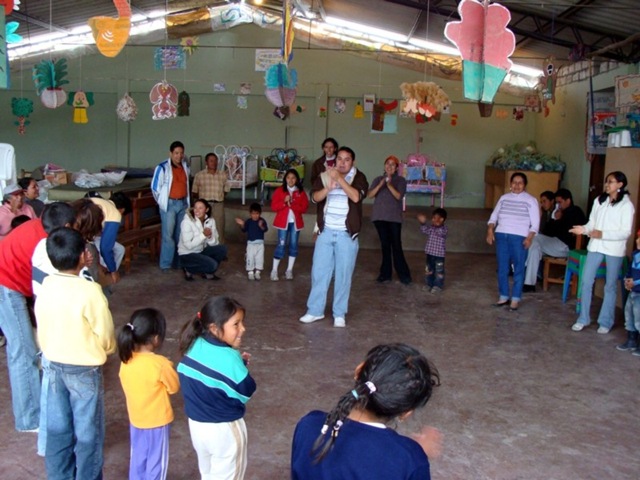 [Entregadepresentes2008f173.jpg]