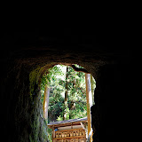 トンネルを抜けると、、、