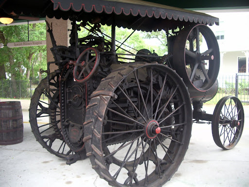 steam powered tractor