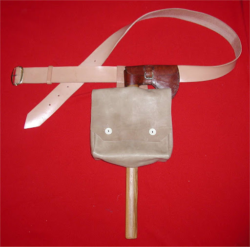 Beltpouch01.jpg