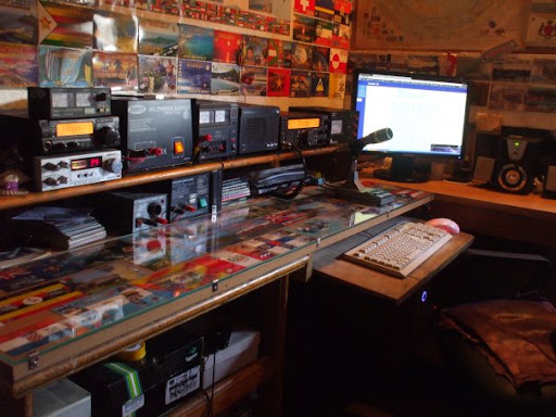 LU7CAW Shack