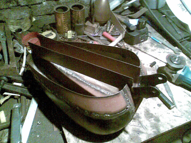 IZ 250cc rat-bobber - Page 6 Pilt008