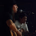 pict3634.jpg, William Sandoval au chant et à la guitare et Humberto González (Equateur) à la guitare., William Sandoval en session acoustique