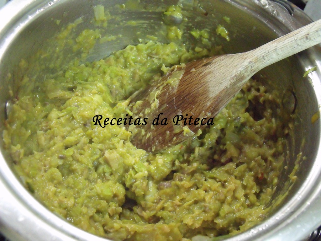 [Chow mein exótico de legumes e queijo 5[5].jpg]