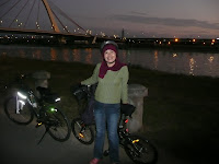 http://lh6.ggpht.com/_dgJldKWWlNM/SSfyKAFSAwI/AAAAAAAAB0U/zg7TFdOF7G8/P1000687.JPG?imgmax=200
