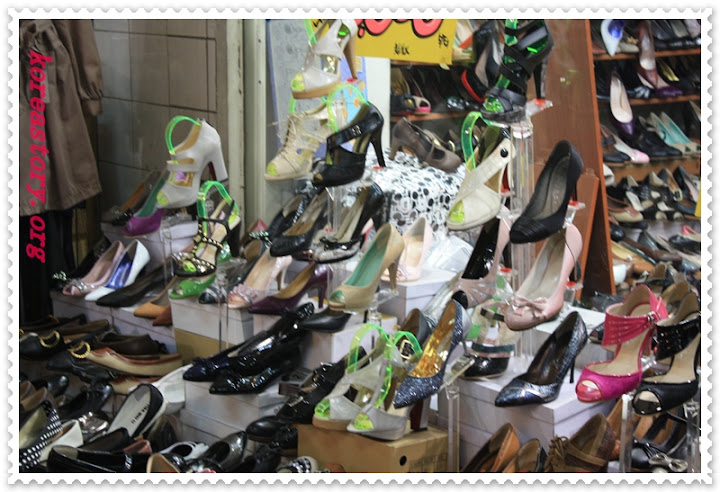 korea  woman fashion shoes
