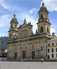 [200px-Catedral_Primada_de_Colombia-Bogota[3].jpg]