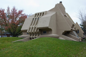 150 Strange Buildings of the World Seen On coolpicturesgallery.blogspot.com Or www.CoolPictureGallery.com 